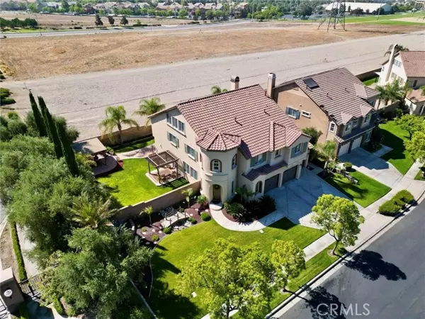 Fontana, CA 92336,5381 Campania WAY