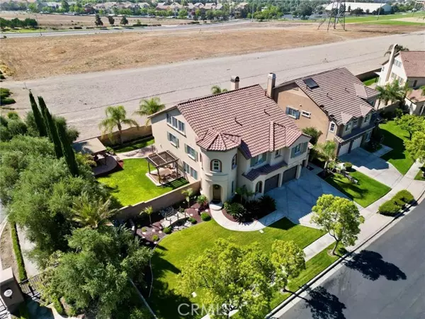 Fontana, CA 92336,5381 Campania WAY