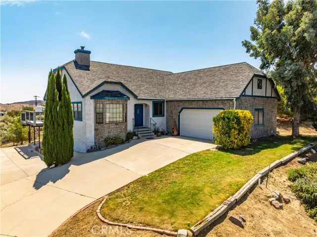 14747 Flintstone DR, Lake Elizabeth, CA 93532