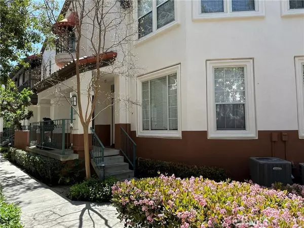 Tustin, CA 92782,12709 Trent Jones LN