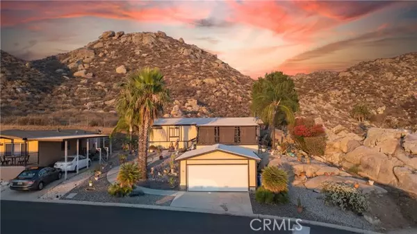 Hemet, CA 92543,1536 S State ST 233