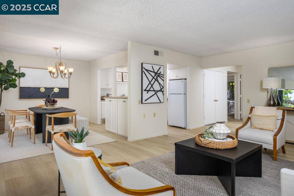 Walnut Creek, CA 94595,1349 Running Springs Rd 4