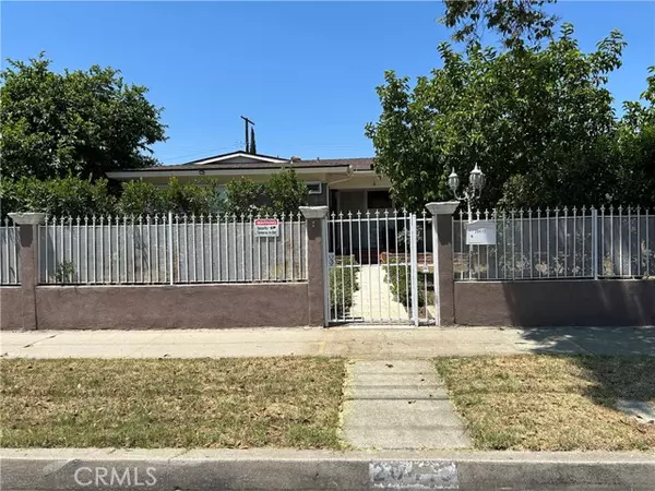 Winnetka, CA 91306,20415 Roscoe BLD