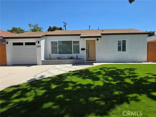 1205 English ST, Santa Ana, CA 92703