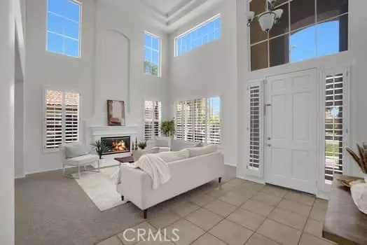 Corona, CA 92883,4492 Birdie DR