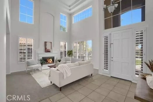 Corona, CA 92883,4492 Birdie DR