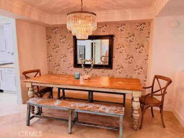 Huntington Beach, CA 92648,19355 Maidstone LN