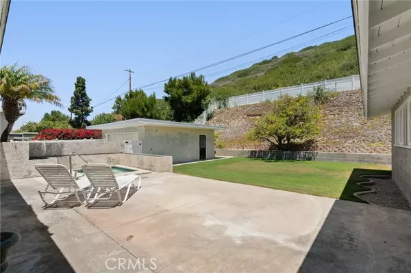 Rancho Palos Verdes, CA 90275,4331 Dauntless DR