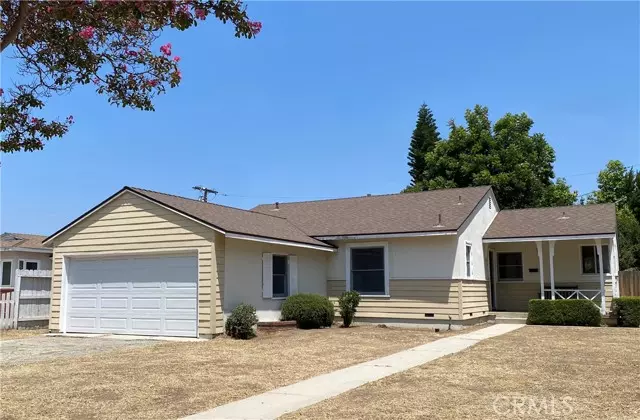 20139 Hartland St, Winnetka, CA 91306