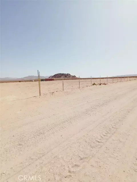 Lucerne Valley, CA 92356,0 North Side RD