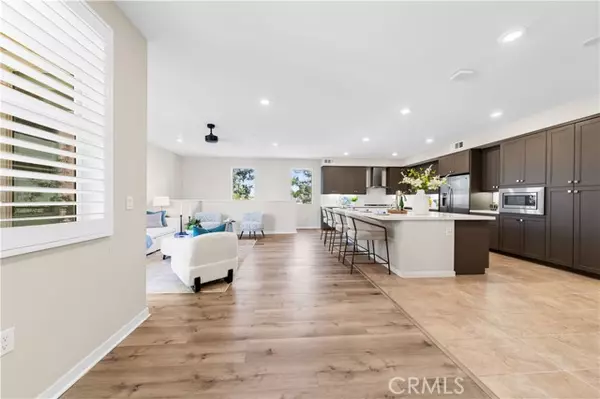 Irvine, CA 92612,107 Bowery