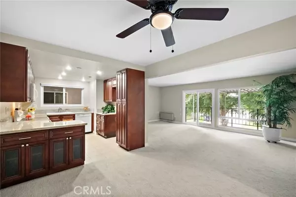 Laguna Woods, CA 92637,3304 Via Carrizo O