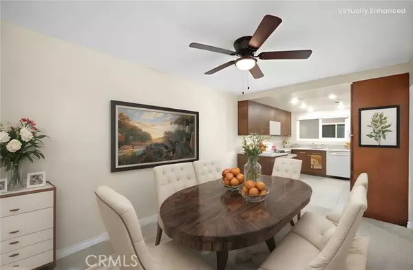 Laguna Woods, CA 92637,3304 Via Carrizo O