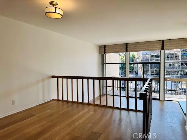 6229 NW Marina Pacifica DR, Long Beach, CA 90803