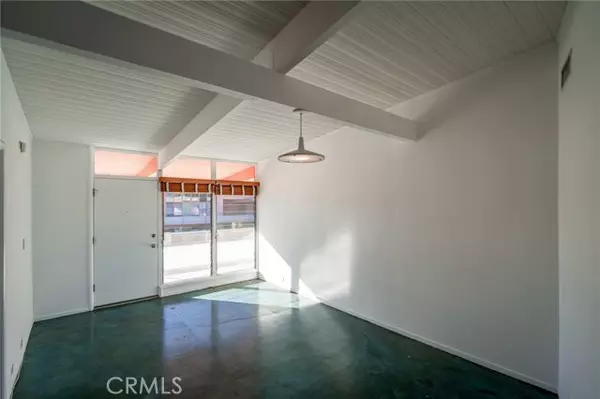 West Hollywood, CA 90046,1400 N Hayworth AVE 28