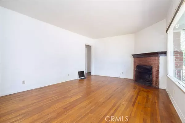 North Hollywood, CA 91605,8031 Rhodes AVE