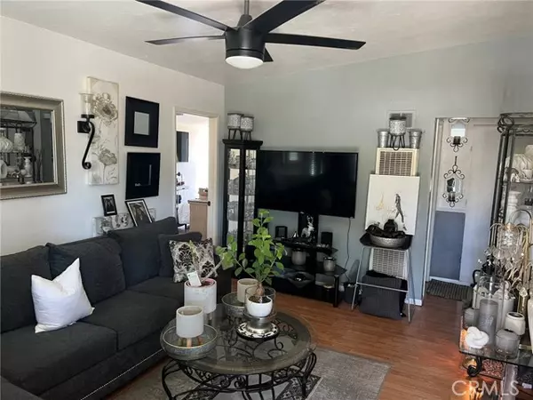 Banning, CA 92220,103 E Barbour ST
