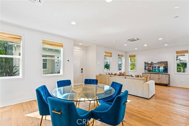 Newport Beach, CA 92660,2116 Cresta Dr