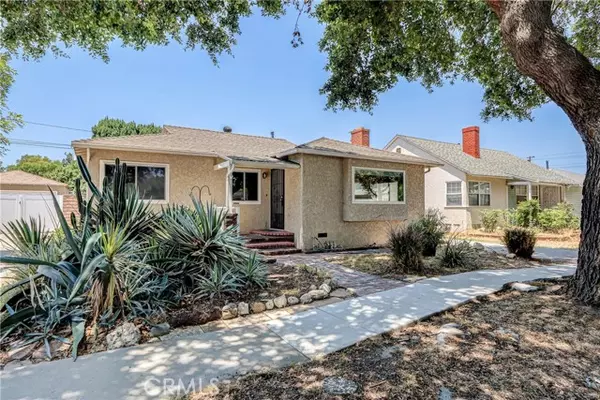 Lakewood, CA 90712,6127 Castana AVE