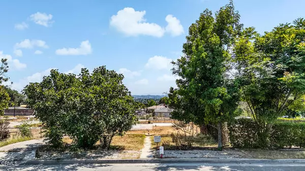 Altadena, CA 91001,732 E Mariposa St