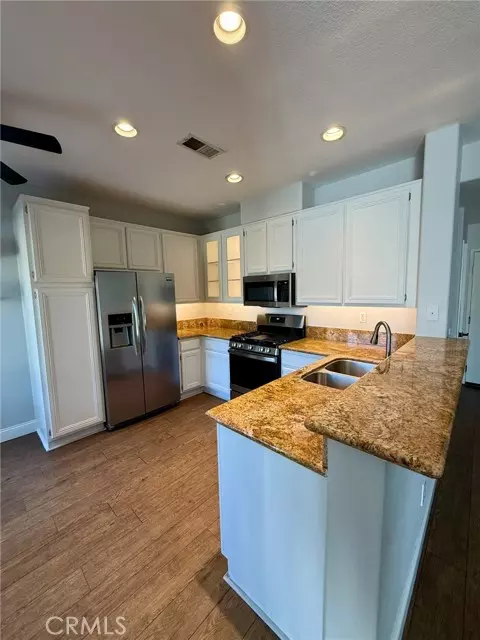 Rancho Santa Margarita, CA 92688,64 Rabano 100