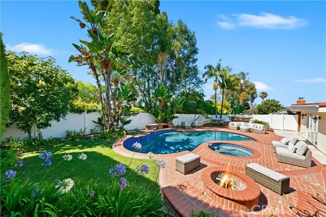 3 Gaucho DR, Rolling Hills Estates, CA 90274