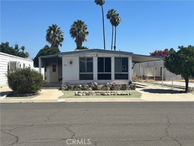 670 San Mateo CIR, Hemet, CA 92543