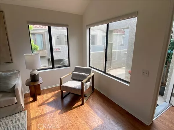 Huntington Beach, CA 92649,4852 Tiara DR 204