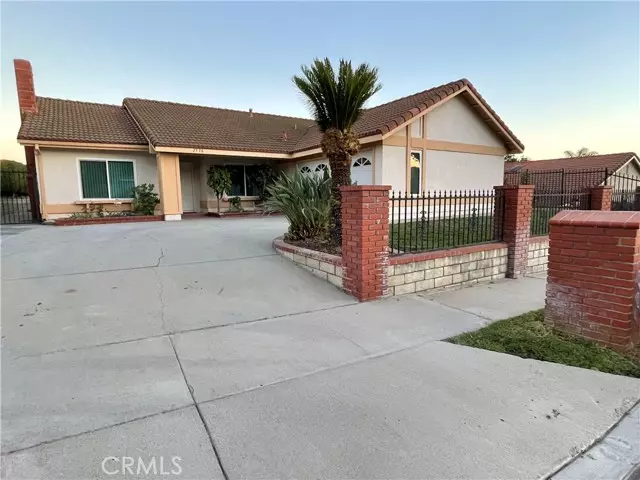 2536 Greenhill DR, Fullerton, CA 92833