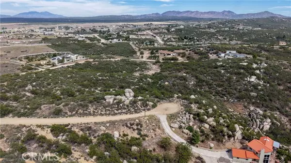 Aguanga, CA 92532,1032 Canyonside CT