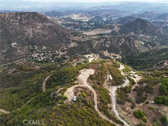 CA 90265,14655 Yerba Buena RD