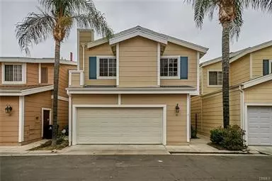 17726 Kinzie ST 34, Northridge, CA 91325