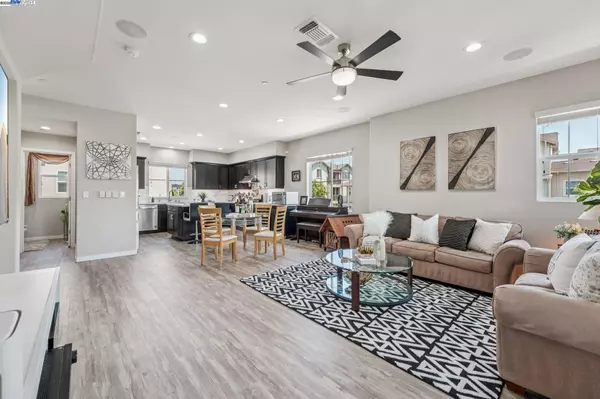 Newark, CA 94560,8550 Boardwalk WAY