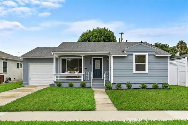 1833 N Greenbrier RD, Long Beach, CA 90815