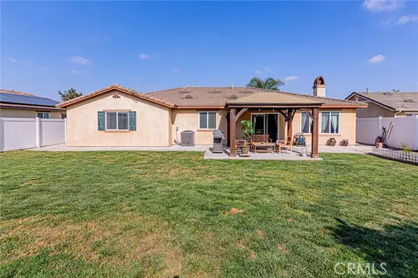 Eastvale, CA 92880,7645 Swan Creek DR