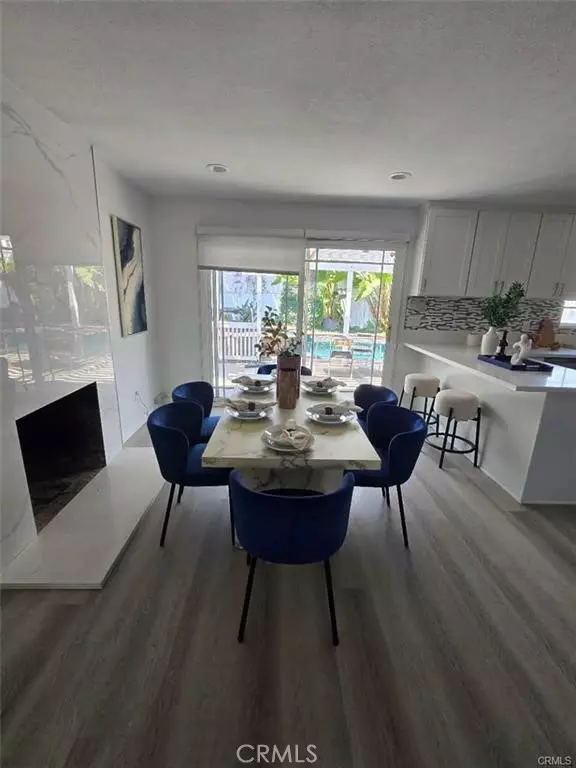 Huntington Beach, CA 92647,6971 Dresden CIR