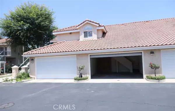 405 Huyler LN C, Simi Valley, CA 93065