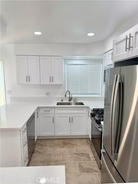 Lawndale, CA 90260,4120 W 170th ST
