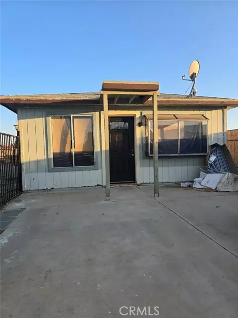 3248 W Avenue L2, Lancaster, CA 93536