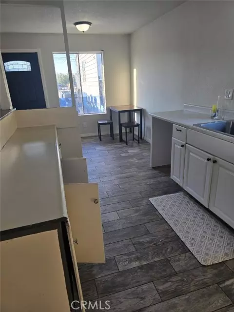 Lancaster, CA 93536,3248 W Avenue L2