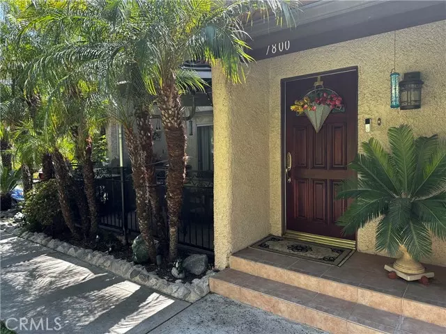 7800 Via Genova, Burbank, CA 91504