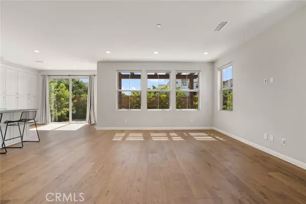 Irvine, CA 92618,141 Full Sun
