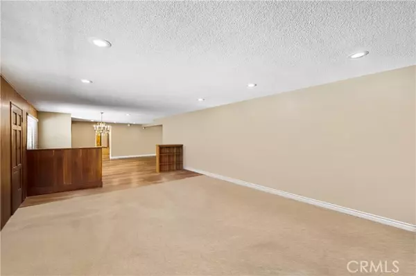 Santa Ana, CA 92706,2304 Lewis ST