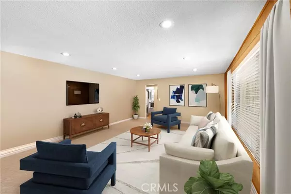 Santa Ana, CA 92706,2304 Lewis ST