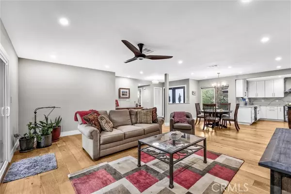 Sierra Madre, CA 91024,407 W Orange Grove AVE