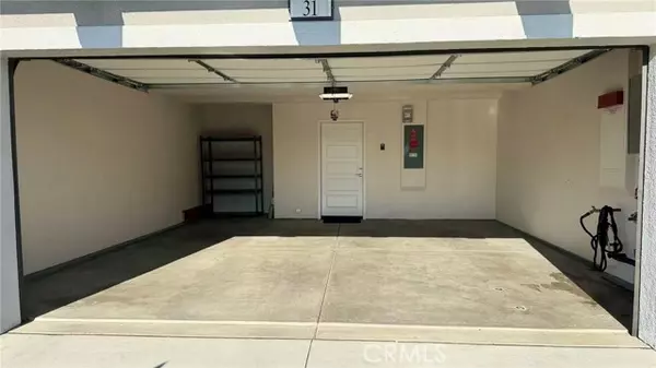 Ontario, CA 91761,4283 S Hollyhock Paseo 31
