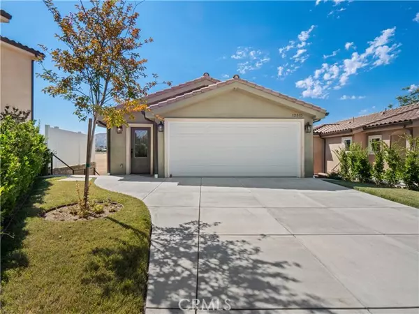 12515 Haleh LN, Sylmar, CA 91342