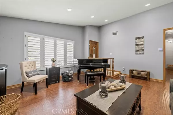 Sylmar, CA 91342,13974 Tucker AVE
