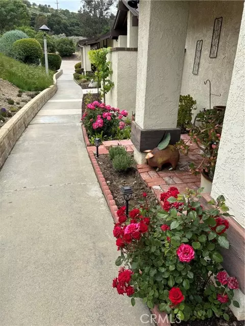 Newhall, CA 91321,26328 Oak Highland DR C