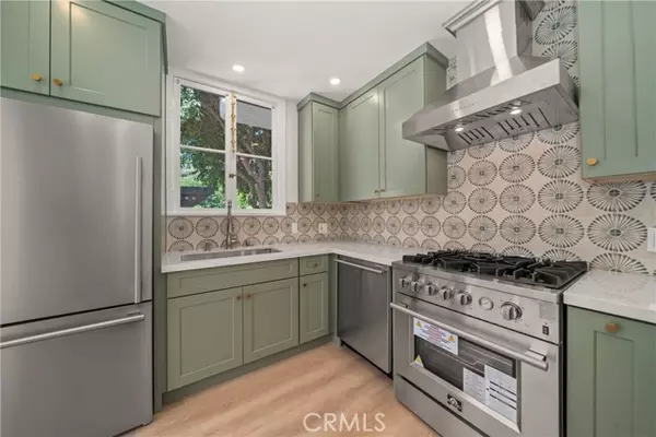 Santa Ana, CA 92706,2404 N Poinsettia